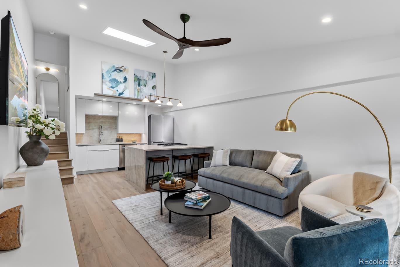 302 S High Street Unit 2
