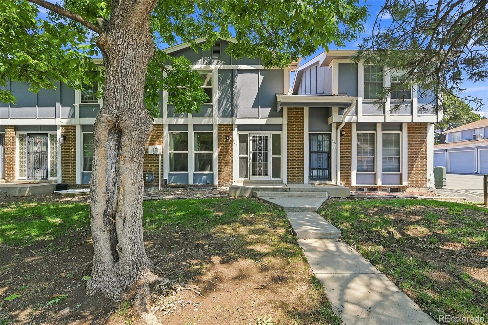 147 Paris Circle