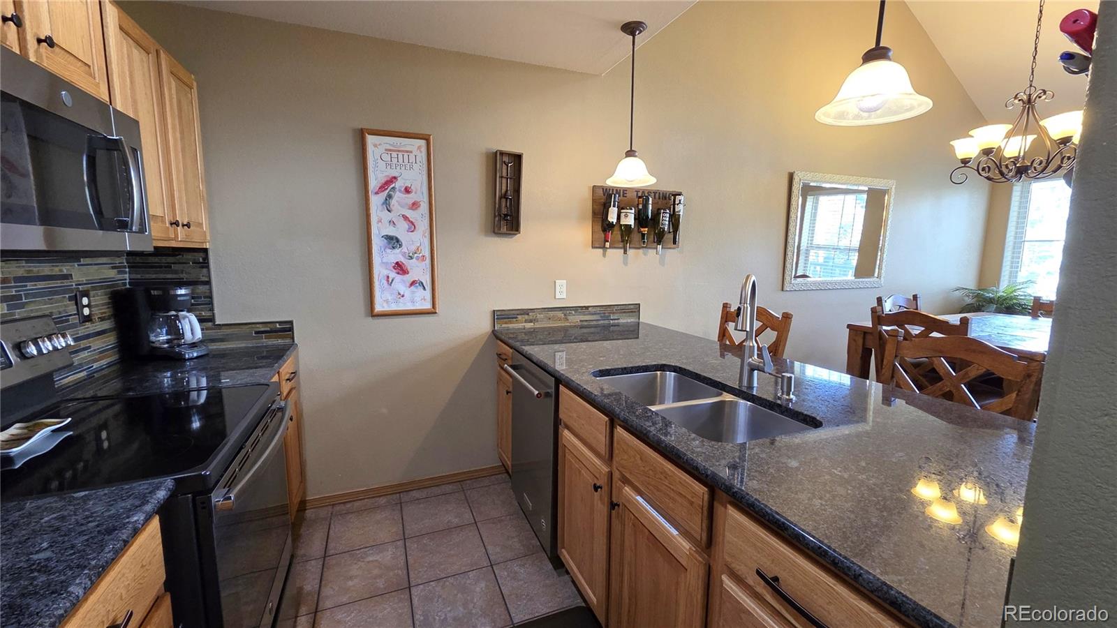 720 Lakepoint Drive Unit B6