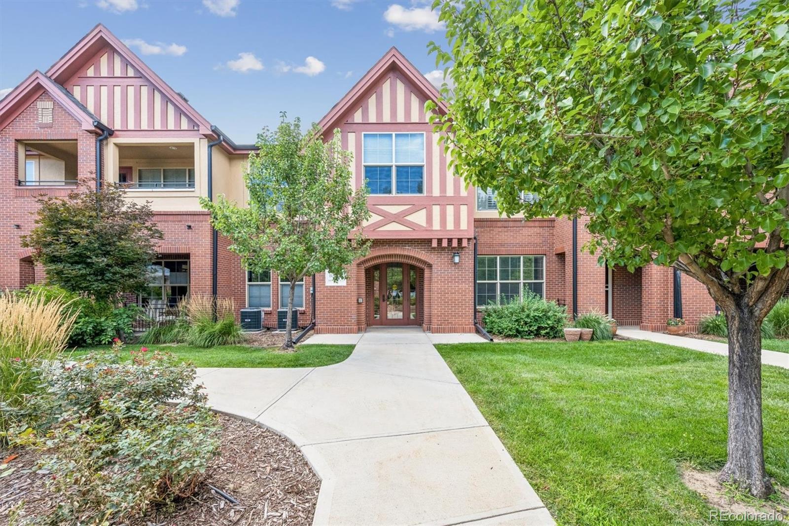 1379 Charles Drive Unit D5