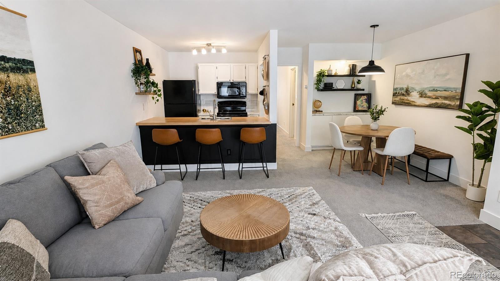 532 Oakwood Drive Unit D103