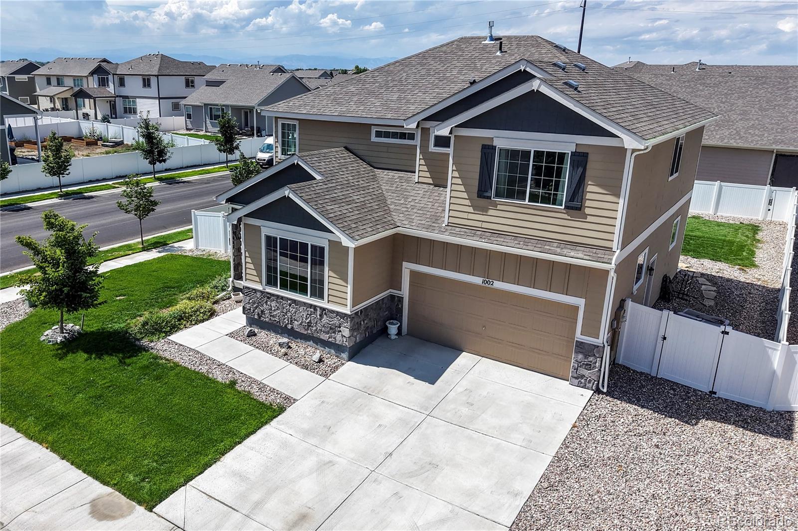 1002 Maplebrook Drive