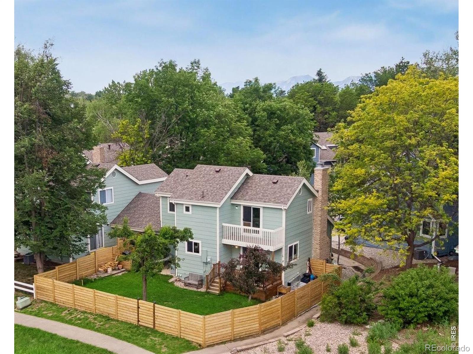 8099 Meadowdale Square