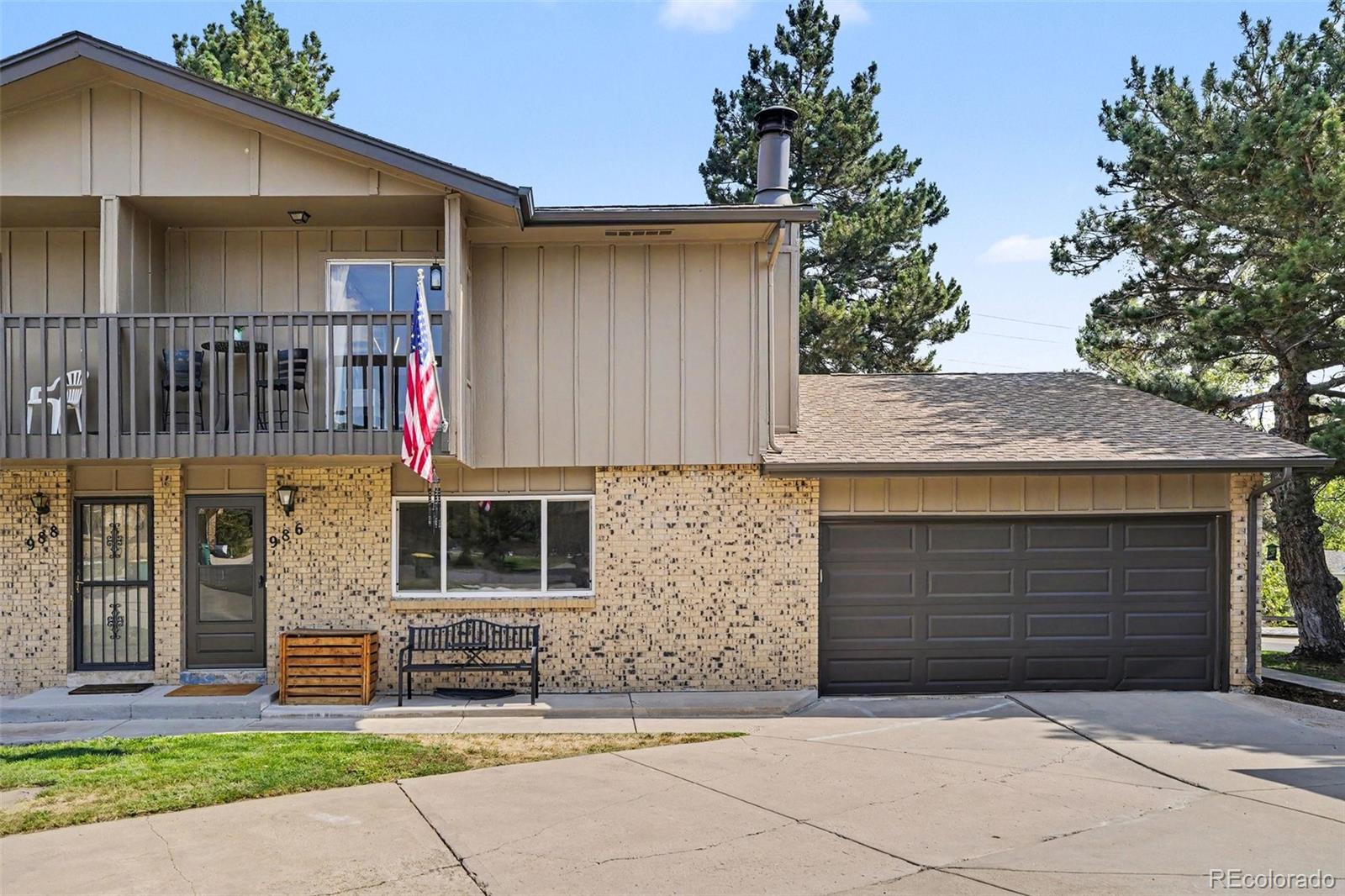 986 Welch Court