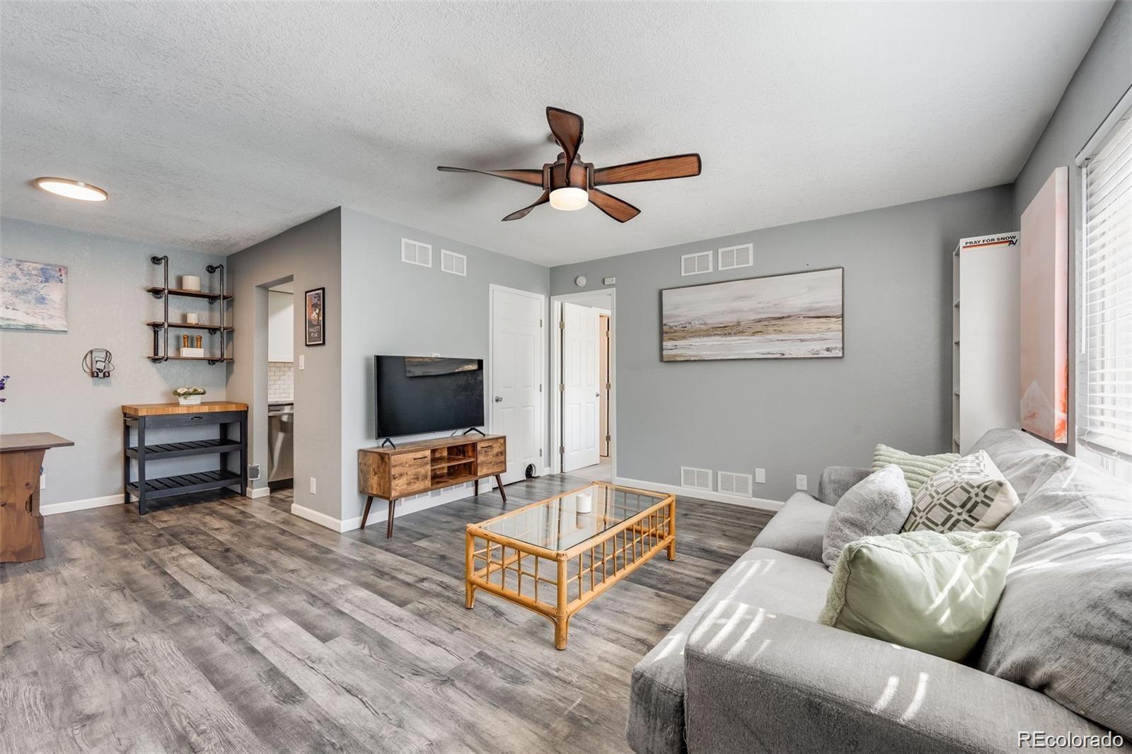 1135 S Oneida Street Unit F