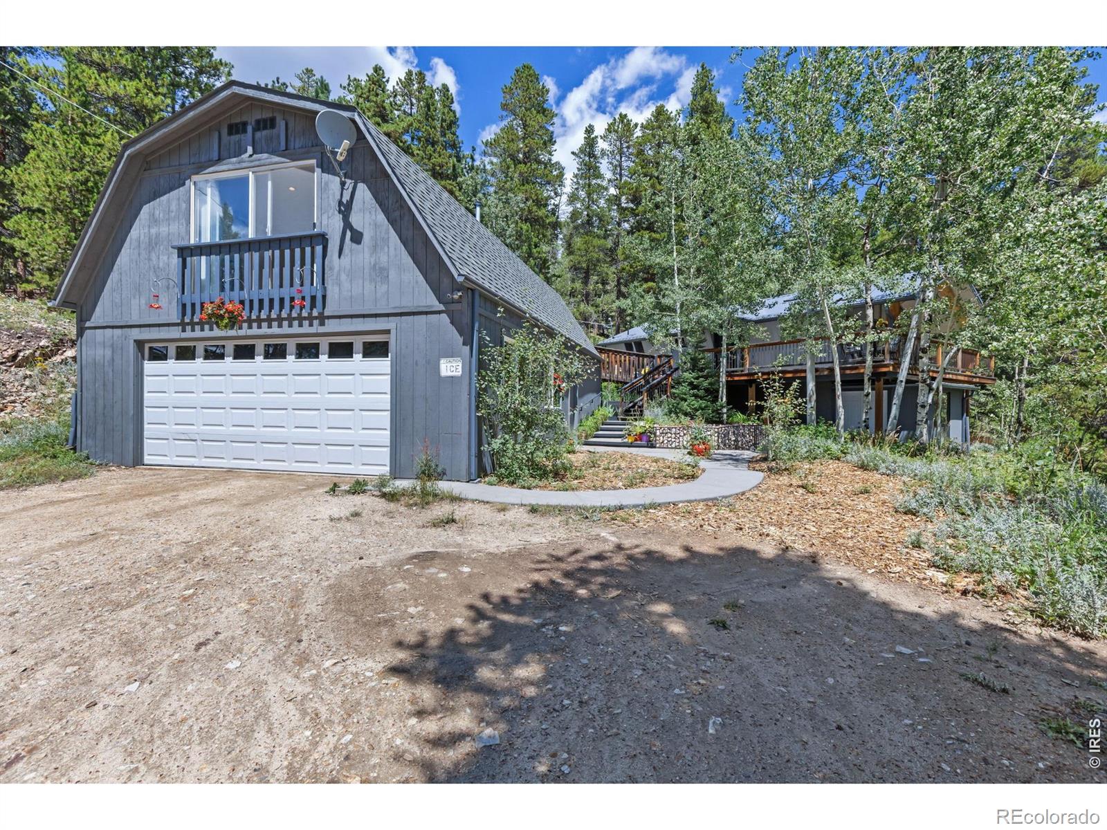 415 Upper Travis Gulch Road