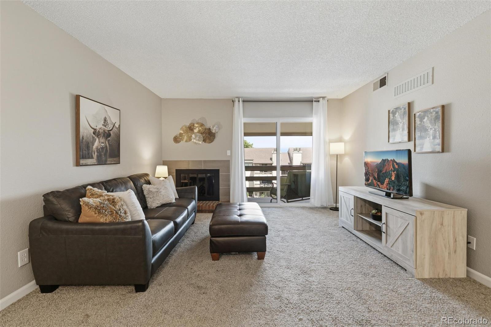 459 Wright Street Unit 305